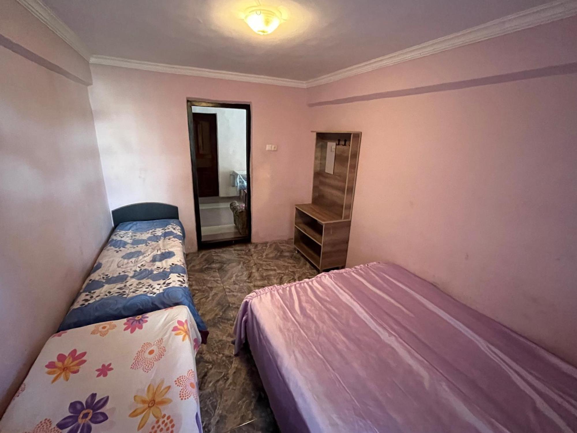 Ok House! Hotell Kobuleti Eksteriør bilde